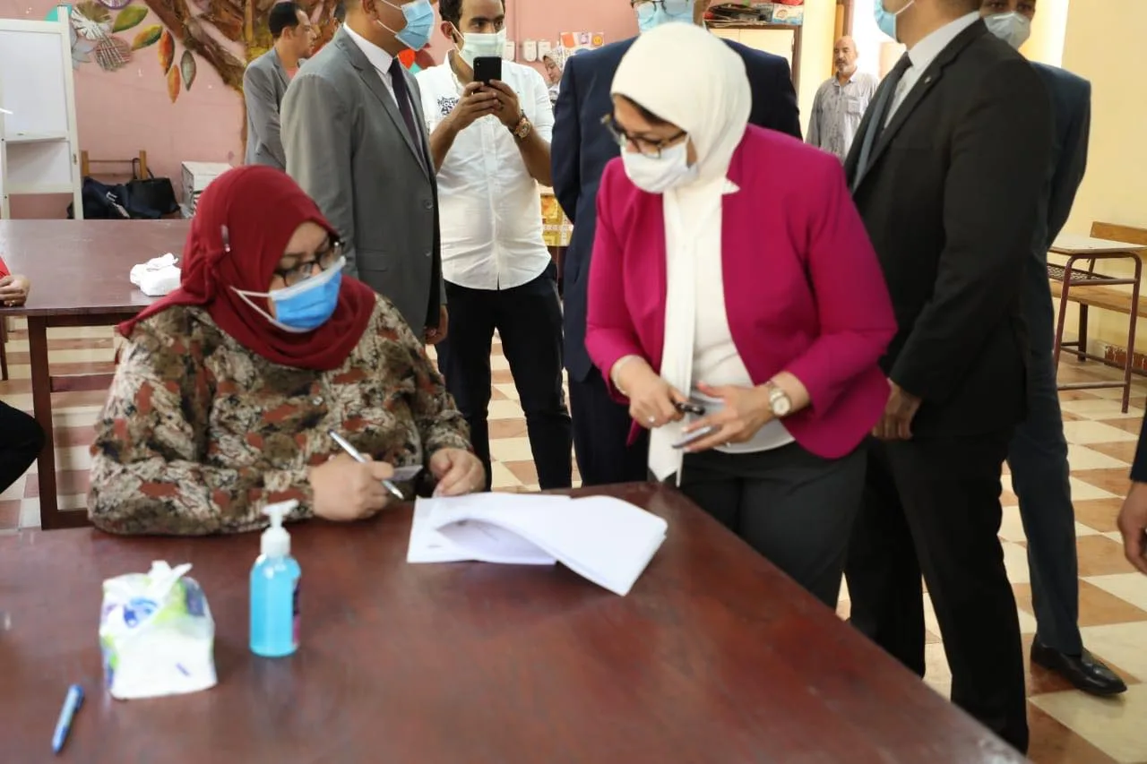 بتكليفات رئاسية قبل الانتخابات .. الصحة تعالج ألاف المواطنين بالمجان