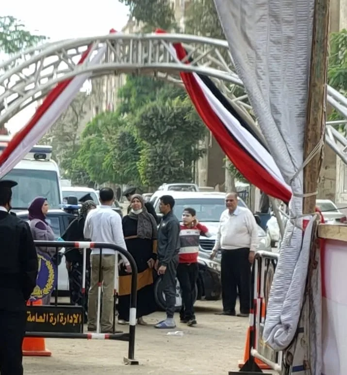 مؤشرات أولية.. بهاء أبو الحمد يفوز في دائرة الأقصر وأنصاره يحتفلون (فيديو)