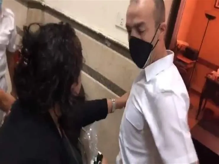 بسبب إهانتها لأحد رجال الشرطة.. النيابة العامة:إحالة "سيدة المحكمة" للمحاكمة الجنائية