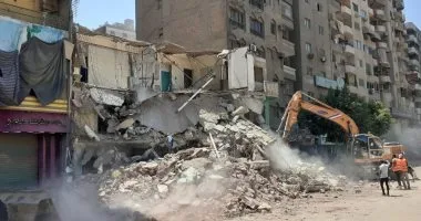 بعد أكثر من 50عامًا..محافظ الجيزة ينفذ إزالة مبنى مُخالف بشارع فيصل