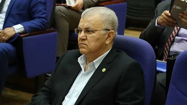 النائب مصطفى كمال: مناهج تجارة وحقوق وآداب "قعدت" الشباب على القهاوي
