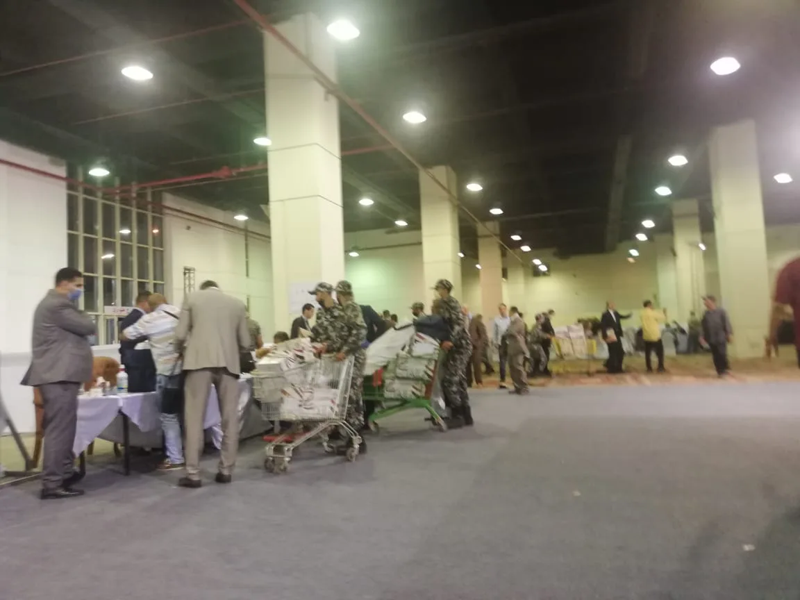 اللجنة العامة لانتخابات الشيوخ بالجيزة تستقبل أصوات اللجان الفرعية