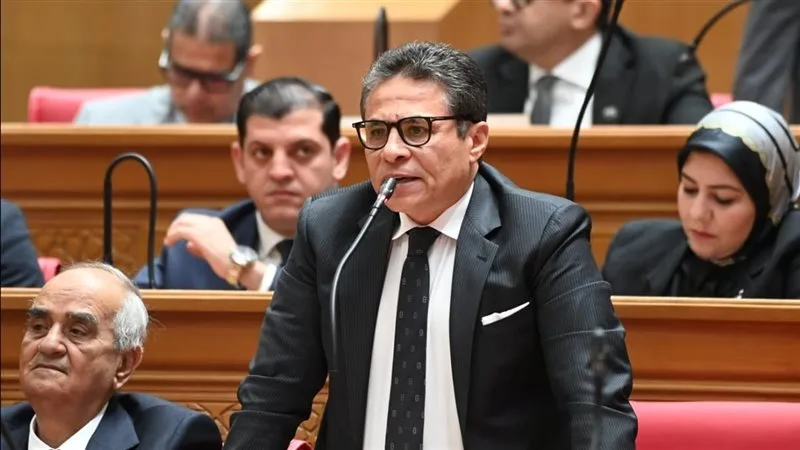 النائب طاهر الخولي يطالب بسرعة تنفيذ توصيات تعويضات أهالي عزبة خير الله في مصر القديمة