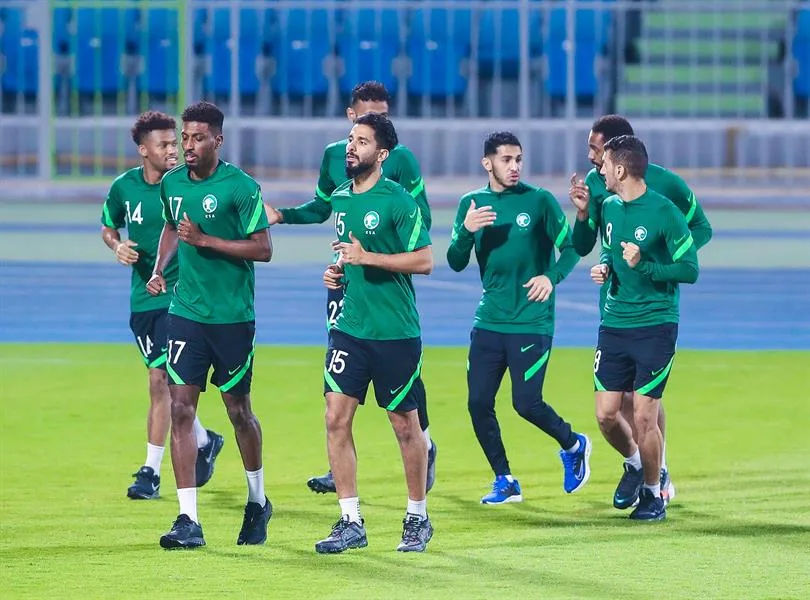 "مباراة مصر وتوجو".. طائرة خاصة لنقل تريزيجيه والبدري يعقد جلسه خاصه مع المنتخب