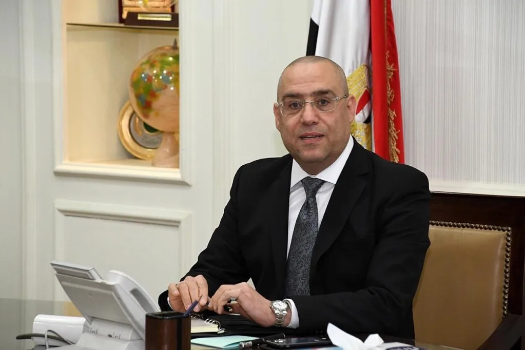 بحلول جديدة .. وزير الإسكان: محطات وشبكات لمياه الشرب في قري حياة كريمة