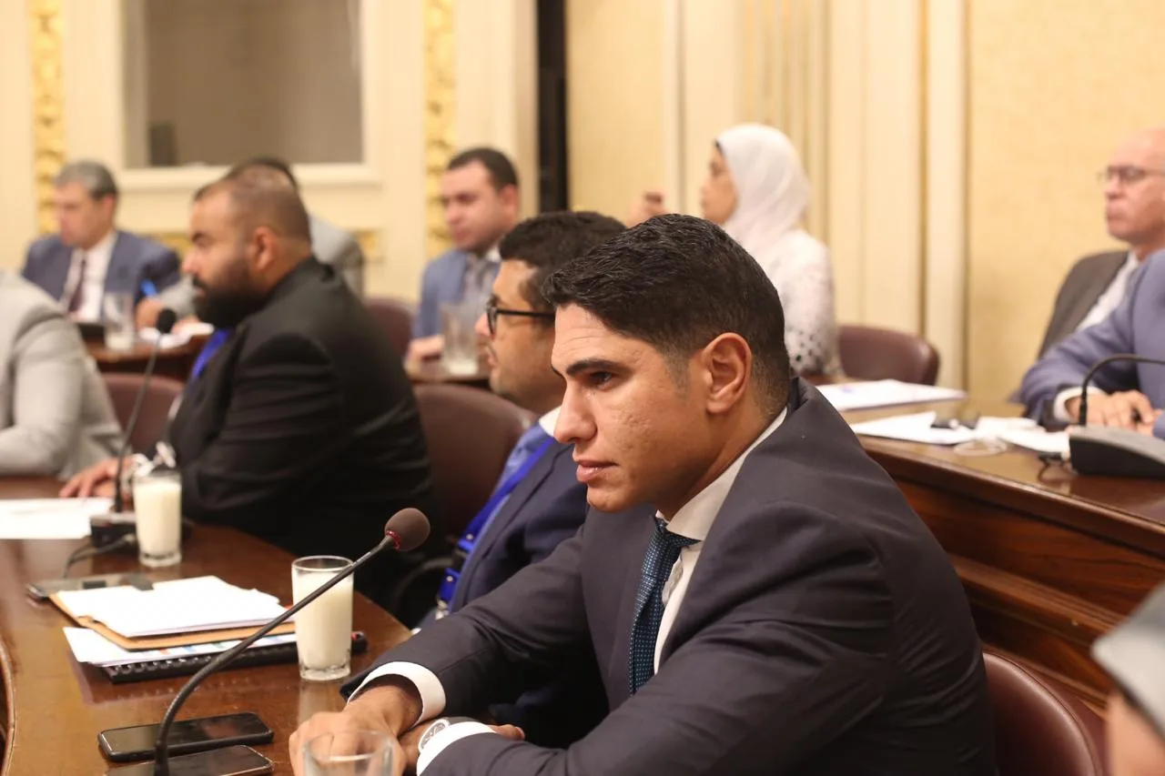تفاصيل وعكة أحمد أبو هشيمة الصحية.. آلام في الرقبة طالته منذ أسبوعين