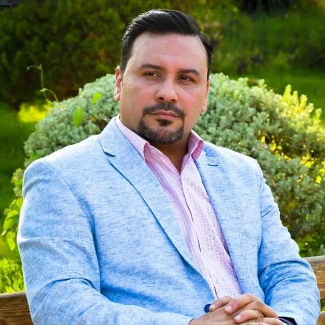 ميزان العدالة.. هل تنتصر "سيدة المحكمة" على ضابط الشرطة؟ (تفاصيل بالمستندات)