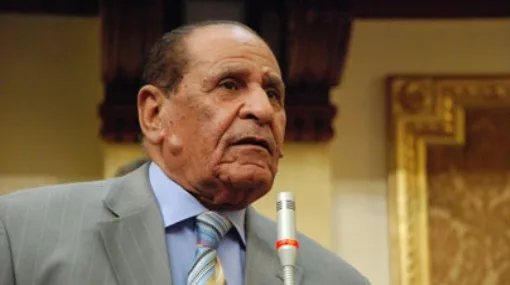 كشف قضية القمح الفاسد .. رحلة الغول من موظف إلي أقدم نواب الصعيد