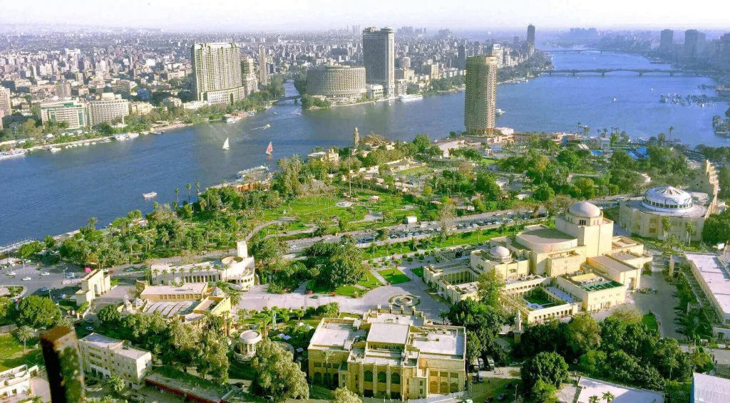 إحياء وتطوير القاهرة التاريخية .. هل تعود العاصمة لرونقها مرًة اخري؟