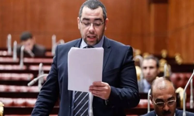 في 5 سنين برلماني واحد يتلقي 33 ألف شكوى.. محمد فؤاد استعان بـ" call center "
