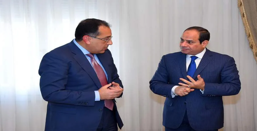 لتحقيق الإكتفاء الذاتي .. السيسى يوجه بالتوسع فى المشروعات الزراعية والمناطق اللوجستية بالوادى الجديد