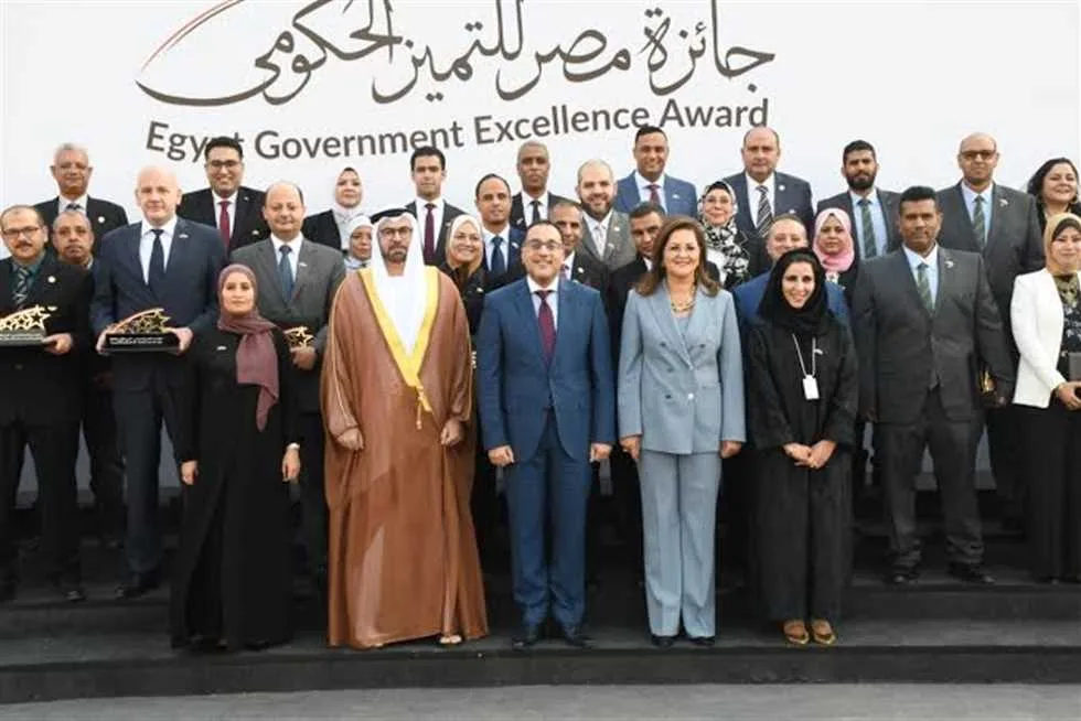 "الناجح يرفع ايده".. 4 جوائز تحصدها مصر في التميز الحكومي العربي
