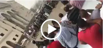 بالفيديو اشتباكات صادمة بين مرشحي انتخابات "النواب" في بنها.. ولا كمامات أو تباعد اجتماعي
