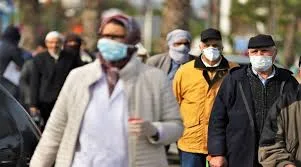 "مش بنهزر".. تغريم 140 شخصا لعدم ارتداء كمامة في الأماكن العامة