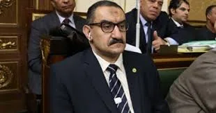 احراج جديد للحكومة.. برلماني يطالب بتحويل مسؤولي المحليات بالمحافظات للتحقيق (التفاصيل)