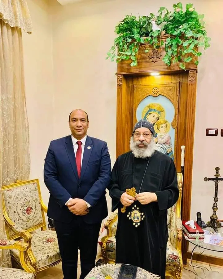 سقينا شجرة المحبة .. النائب فؤاد القاضي يسرد تفاصيل لقاؤه مع أسقف وسط البلد