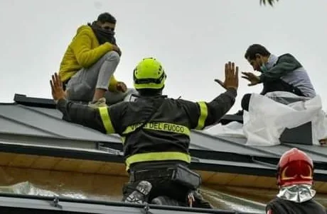 "لو خد فلوس علشان يشغلك يقفل".. ننشر أبرز نصوص قانون العمل الجديد بعد موافقة النواب
