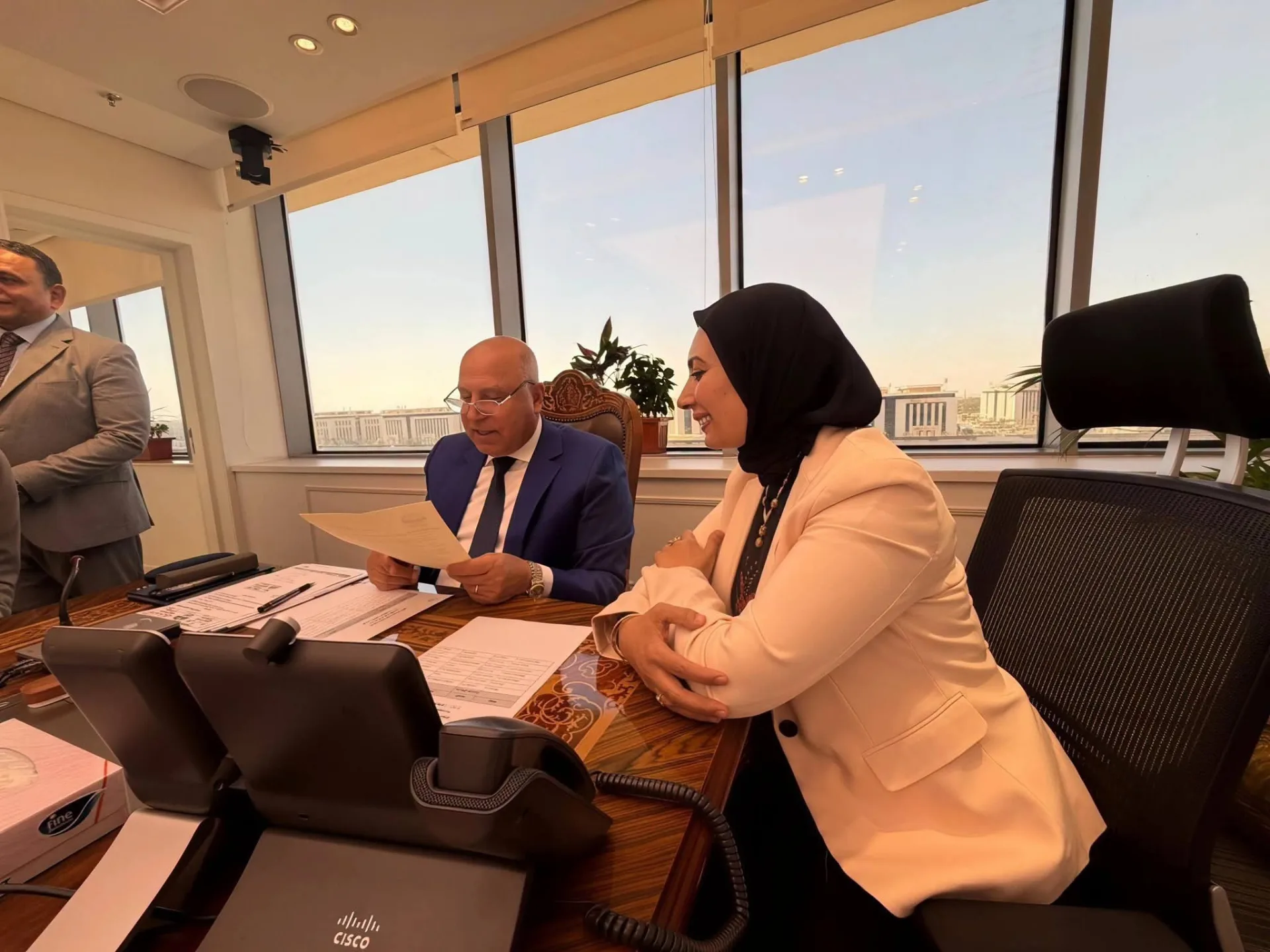 النائبة بسمة هنداوي تزف بشرى سارة لأهالي قرية دنديط بشأن تأمين خط السكة الحديد أمام مجمع المدارس