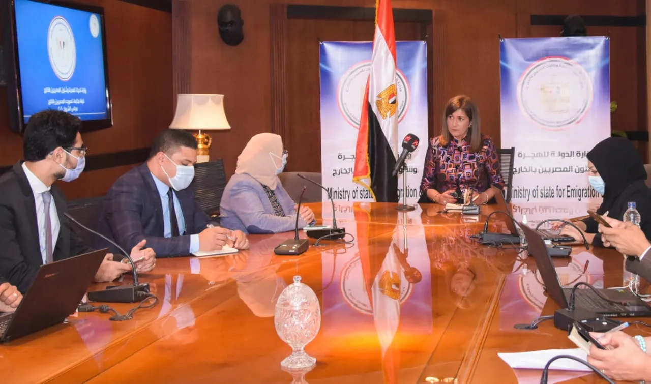 غدًا.. بدء المرحلة الثانية لانتخابات مجلس النواب للمصريين بالخارج والحكومة تستقبل الاستفسارات من "الهجرة"