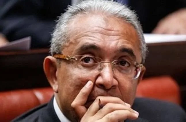 النائب ياسر عمر يشيد بتطبيق الإجراءات الاحترازية في لجان أسيوط