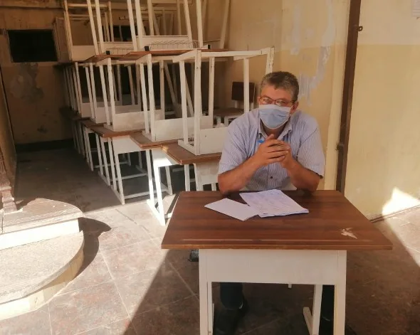 للتسهيل علي الناخبين.. موظف داخل كل مقر انتخابي بالفيوم