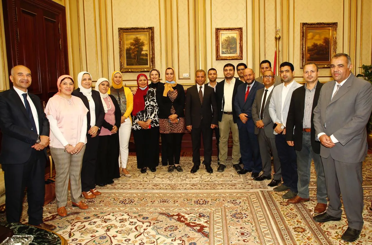 الأمين العام لمجلس الشيوخ يؤكد للصحفيين البرلمانيين تقديم كافة الامكانيات لتسهيل عملهم