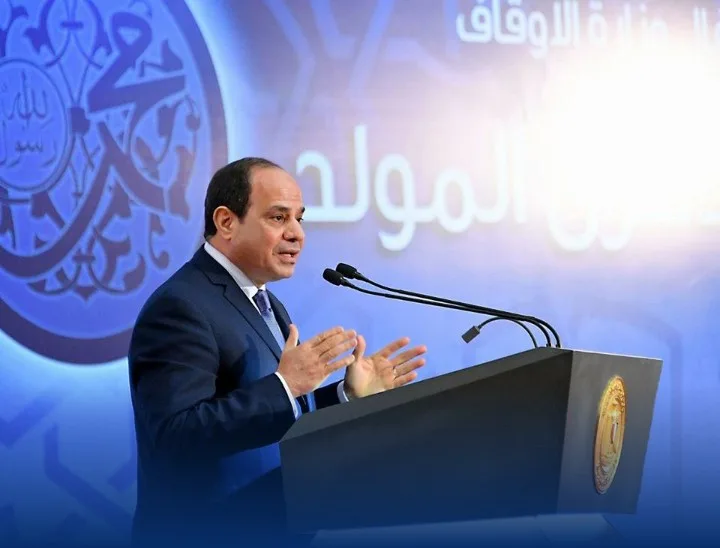 السيسي: نرفض الإساءة للرموز الدينية المقدسة والإرهاب ظاهرة عالمية