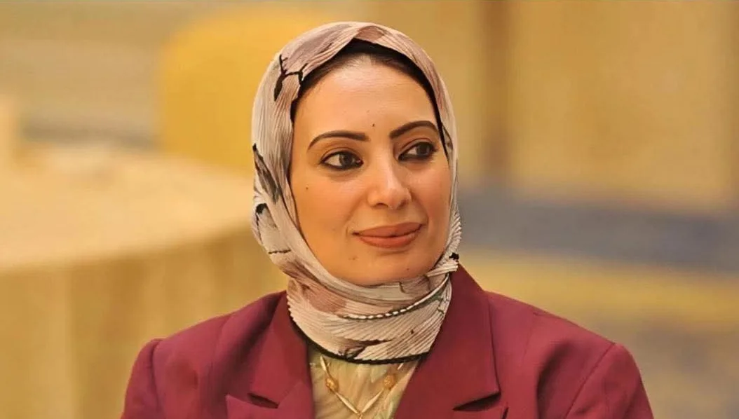 النائبة بسمة هنداوي تناقش إنارة طريق "الإسماعيلية - القنطرة غرب" بالطاقة الشمسية بالكامل في مجلس الشيوخ