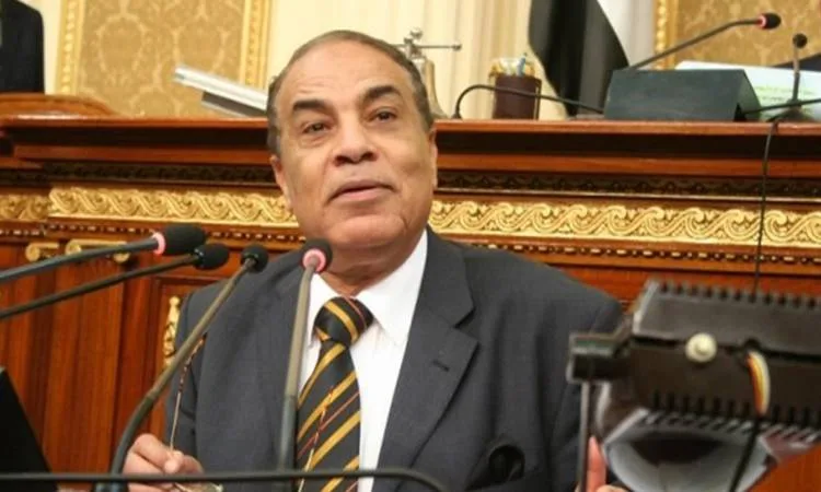 «رجلي في القبر» .. النائب كمال أحمد صاحب اسرع استقالة برلمانية في مصر