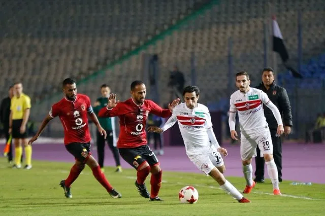 صفقة ثلاثية بين أندية القمة في مصر .. مفاجأة كبيرة بين"الأهلي والزمالك وبيراميدز"