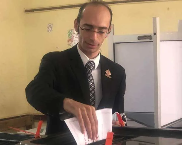 بمعايير دولية.. مرشح تنسيقية شباب الأحزاب يُطالب المصريين باختيار ممثليهم بحرية