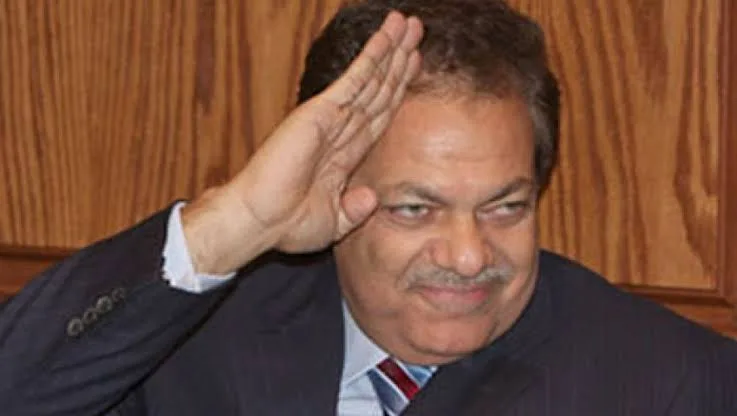 حرب تكسير عظام.. "أبو العينين" يستخدم أسلحته ضد مرشحي "مستقبل وطن" بدائرته.. (تفاصيل)