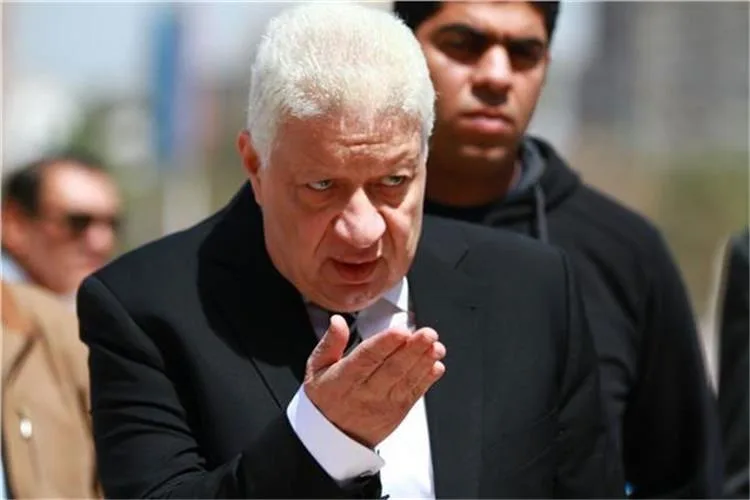 رئيس الزمالك يتجنب فضيحة نادي القرن وسب الخطيب بمداعبة الحكومة (التفاصيل)