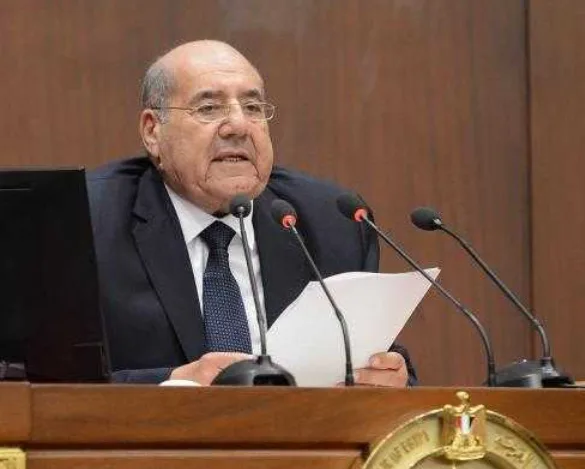 الشيوخ يناقش اعداد اللائحة الداخلية للمجلس