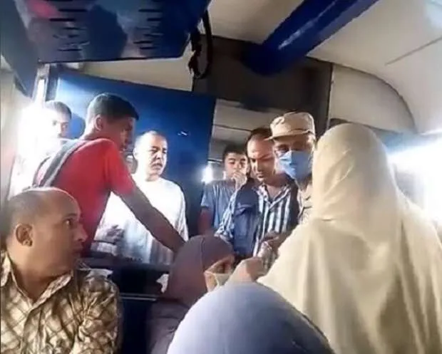 النقل: خصم 65 يومًا من كمسري ورئيس قطار المنصورة ونقلهما للبضائع