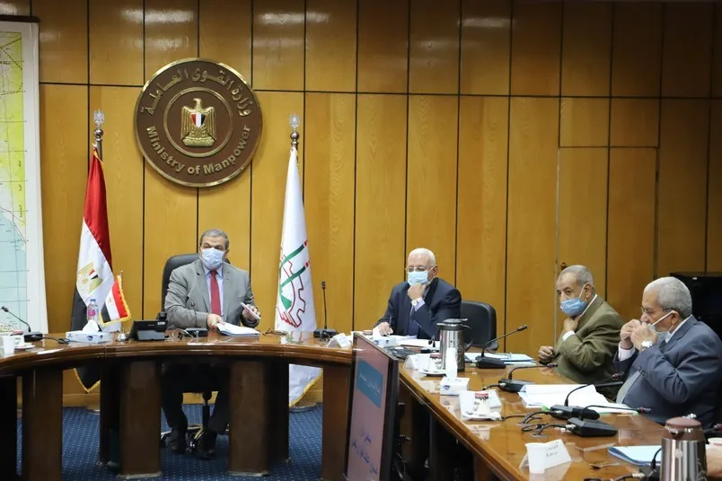 صرف 345 مليون جنيه لـ 161 ألف عامل بـ 2365 منشأة بالسياحة
