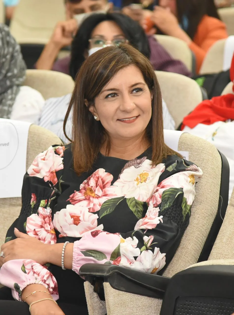 عبر "يوتيوب" و "فيس بوك".. "الهجرة" ترد على استفسارات المصريين بالخارج بشأن انتخابات النواب
